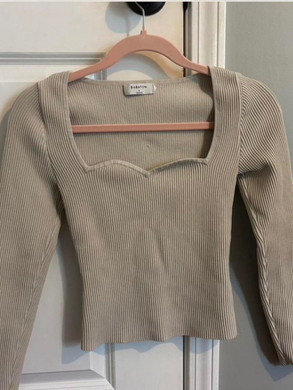 aritzia sweater